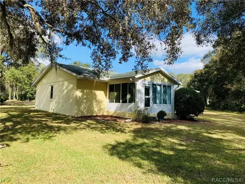 502 E Lancaster St, Lecanto, FL 34461 photo 8