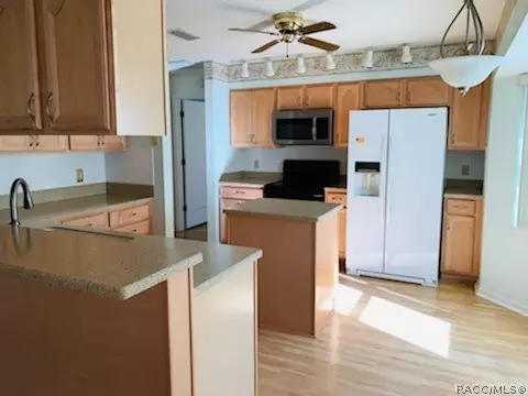 502 E Lancaster St, Lecanto, FL 34461 photo 17