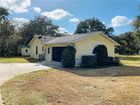 502 E Lancaster St, Lecanto, FL 34461 photo 11