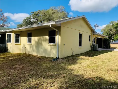 502 E Lancaster St, Lecanto, FL 34461 photo 9