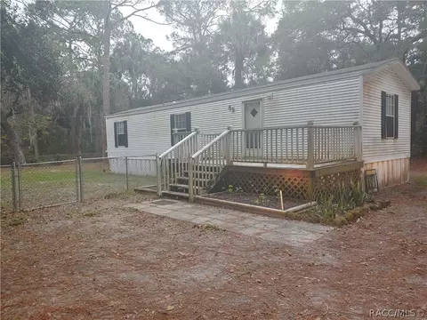 89 Gladys Ct, Inglis, FL 34449 photo 1