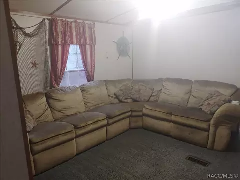 89 Gladys Ct, Inglis, FL 34449 photo 4