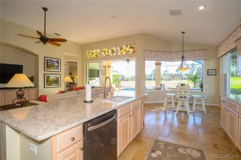 460 W Doerr Path, Hernando, FL 34442 photo 9