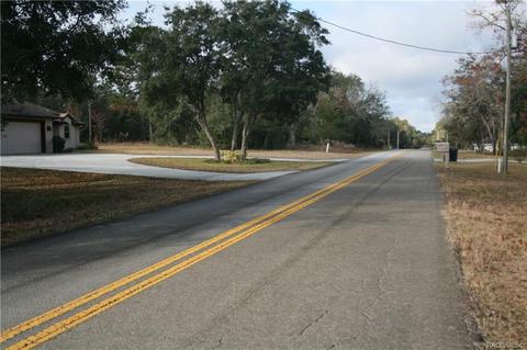 618 E Savoy St S, Lecanto, FL 34461 photo 1