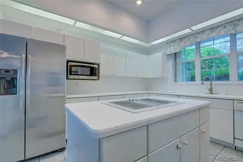 3738 N Grayhawk Loop, Lecanto, FL 34461 photo 6