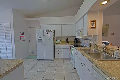 3645 E Arbor Lakes Dr, Hernando, FL 34442 photo 15