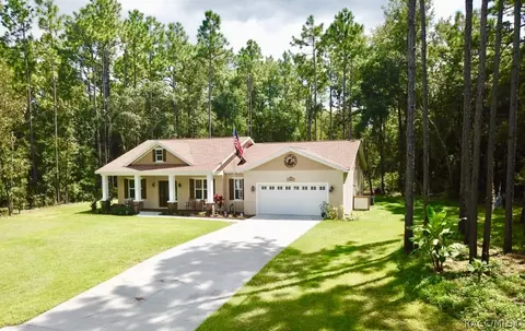 1544 W Tacoma St, Hernando, FL 34442 photo 2