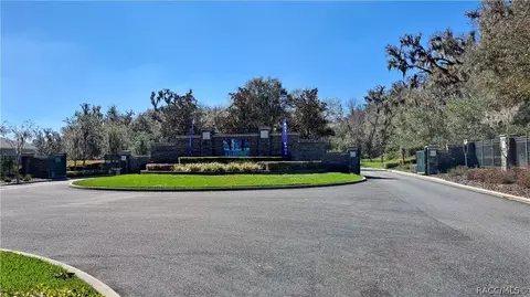 488 W Cobblestone Loop, Hernando, FL 34442 photo 5