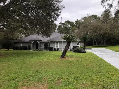 669 W National St, Hernando, FL 34442 photo 1