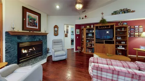 303 W Olympia St, Hernando, FL 34442 photo 4