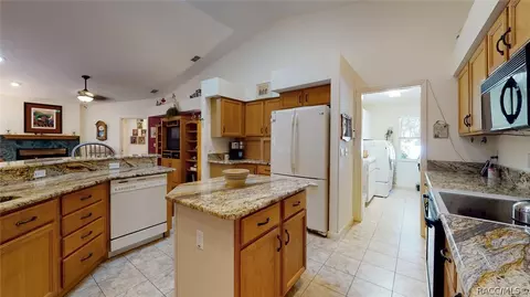303 W Olympia St, Hernando, FL 34442 photo 7
