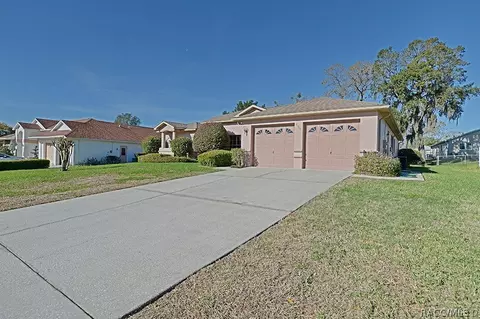258 N Turkey Pine Loop, Lecanto, FL 34461 photo 2