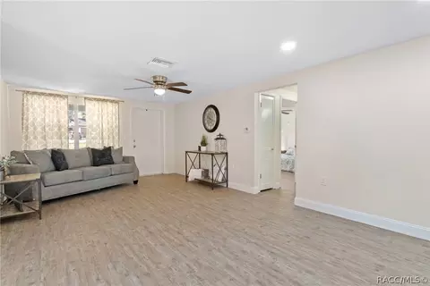 3859 E Parsons Point Rd, Hernando, FL 34442 photo 7