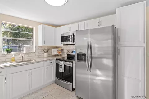3859 E Parsons Point Rd, Hernando, FL 34442 photo 11