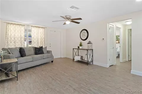 3859 E Parsons Point Rd, Hernando, FL 34442 photo 4