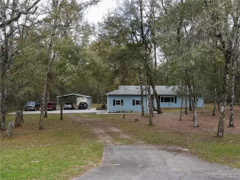 2104 E Dearborn Dr, Hernando, FL 34442 photo 1