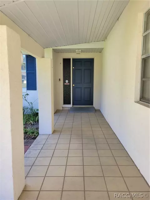 116 Wright St, Inverness, FL 34452 photo 2