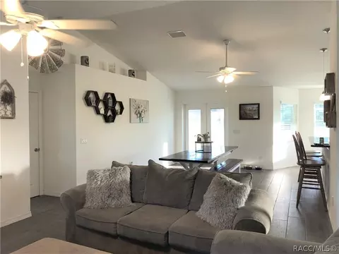 672 E Bismark St, Hernando, FL 34442 photo 9