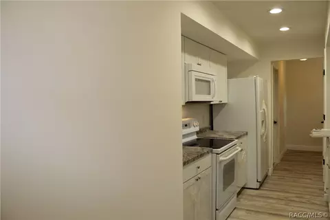 6015 E Devon Ln, Inverness, FL 34452 photo 5
