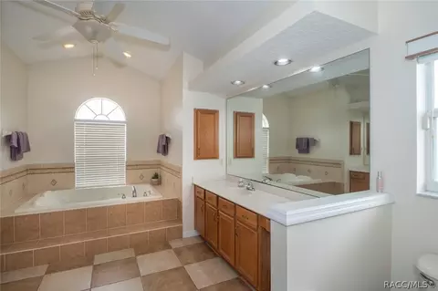 732 E Connecticut Ln, Hernando, FL 34442 photo 13