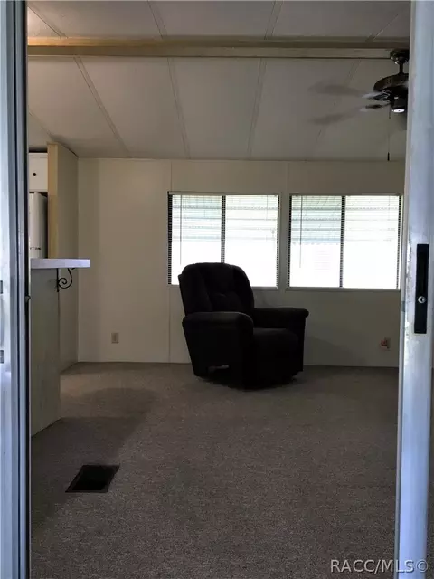 4245 E Alabama Ln, Hernando, FL 34442 photo 4