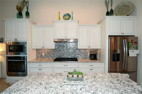 1403 N Ridge Meadow Path, Hernando, FL 34442 photo 8