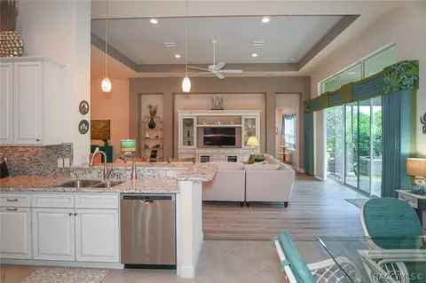 1403 N Ridge Meadow Path, Hernando, FL 34442 photo 10