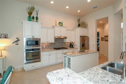 1403 N Ridge Meadow Path, Hernando, FL 34442 photo 17