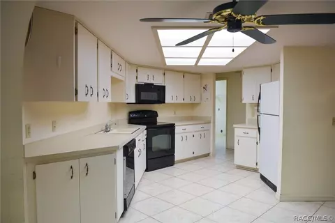 7216 N Whippoorwill Ter, Hernando, FL 34442 photo 8