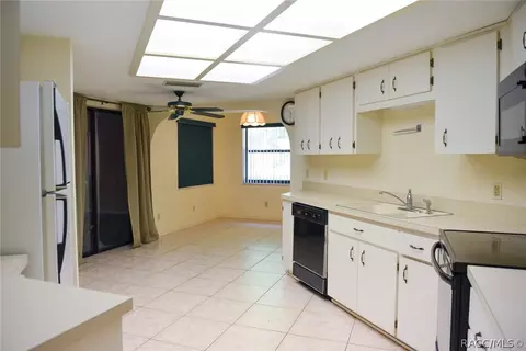 7216 N Whippoorwill Ter, Hernando, FL 34442 photo 4