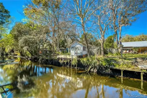 28 Framlingham Dr, Inglis, FL 34449 photo 7