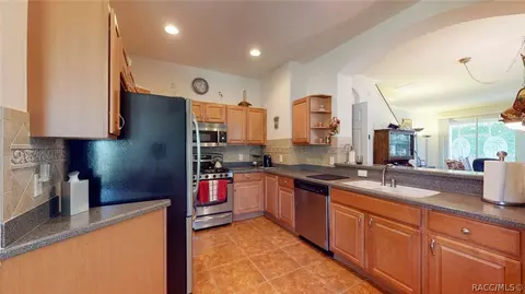 1710 W Spring Meadow Loop, Lecanto, FL 34461 photo 11