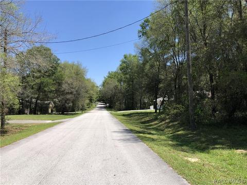 3596 E Maxwell Pl, Inverness, FL 34453 photo 2