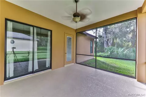 294 W Climbing Ivy Ct, Hernando, FL 34442 photo 8
