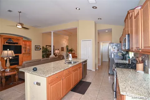 1660 N Shadowview Path, Hernando, FL 34442 photo 13