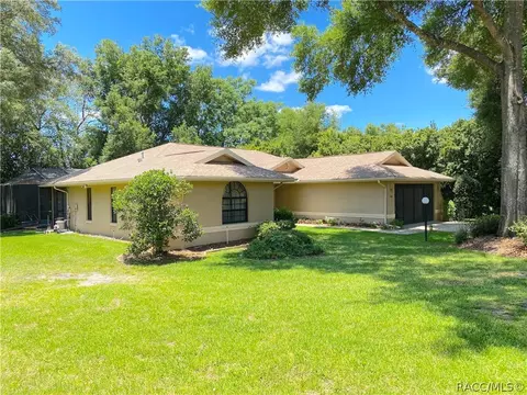 1360 E Silver Thorn Loop, Hernando, FL 34442 photo 9