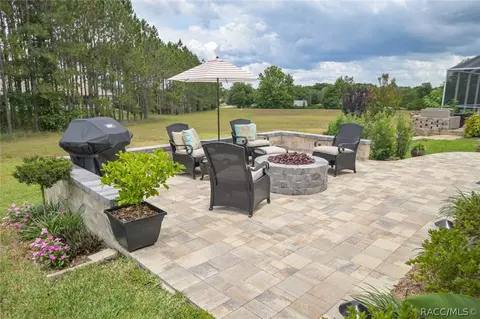 121 W Doerr Path, Hernando, FL 34442 photo 9