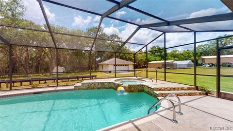 250 E Buckingham Dr, Lecanto, FL 34461 photo 4