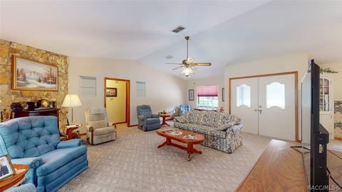 250 E Buckingham Dr, Lecanto, FL 34461 photo 2