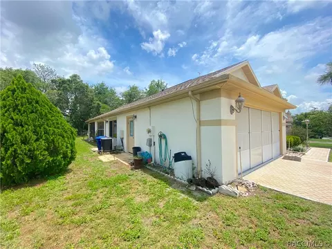 335 N Turkey Pine Loop, Lecanto, FL 34461 photo 8