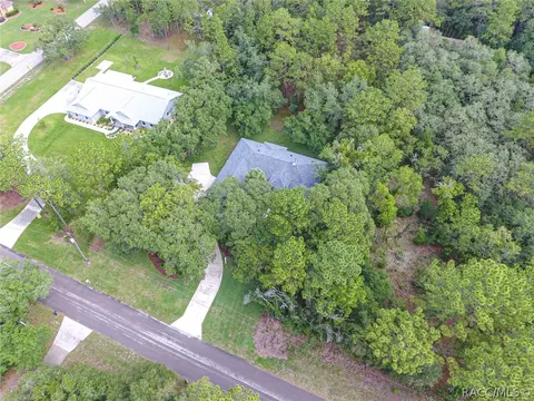 105 E Lancaster St, Lecanto, FL 34461 photo 10