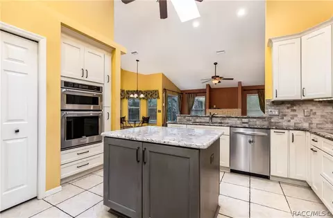 1836 E St James Loop, Inverness, FL 34453 photo 11