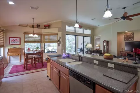 994 W Sun Valley Ct, Hernando, FL 34442 photo 12