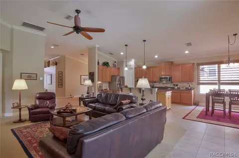 994 W Sun Valley Ct, Hernando, FL 34442 photo 9