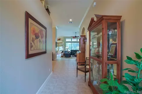 994 W Sun Valley Ct, Hernando, FL 34442 photo 4