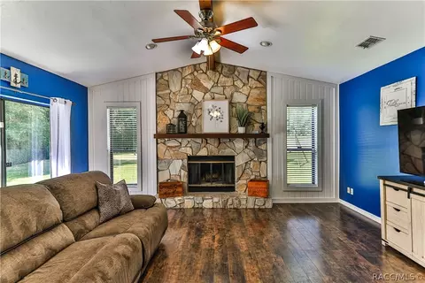 886 W Keller St, Hernando, FL 34442 photo 5