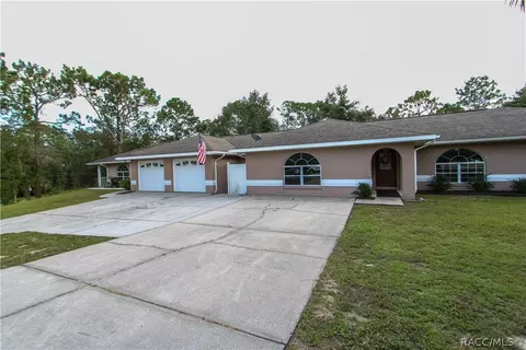 1026 E Rockefeller Ln, Hernando, FL 34442 photo 1