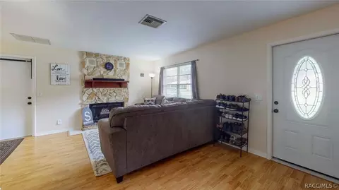 3558 E Delight St, Hernando, FL 34442 photo 2