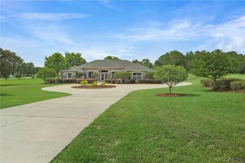 915 E Hartford St, Hernando, FL 34442 photo 3