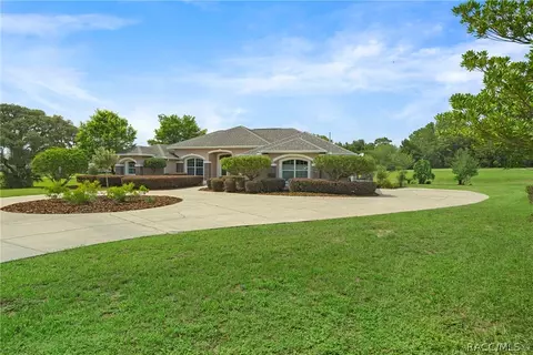 915 E Hartford St, Hernando, FL 34442 photo 4